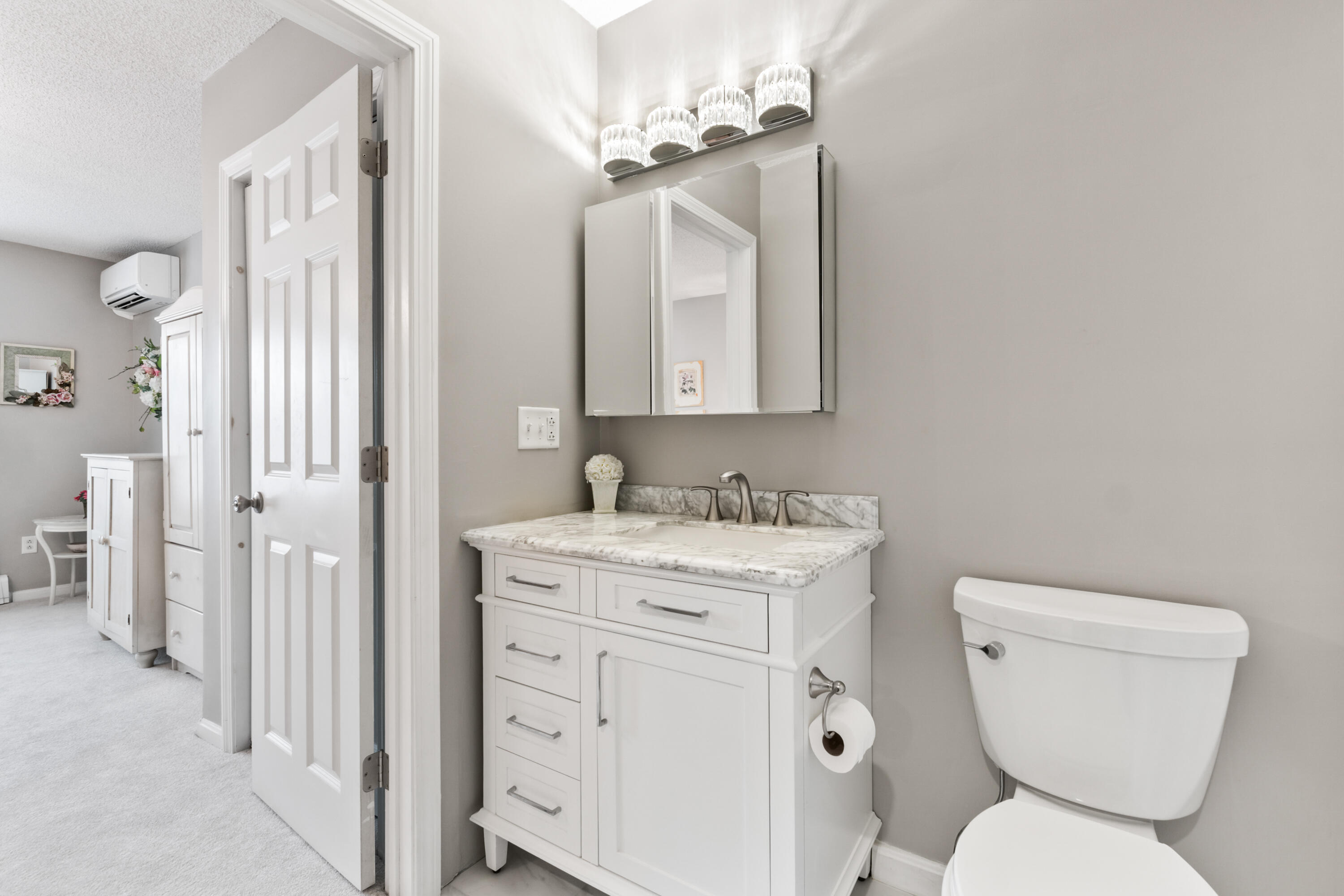 9 Ledges Court Lewiston ME 04240