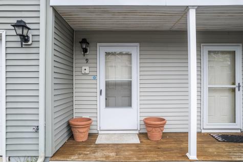 9 Ledges Court Lewiston ME 04240