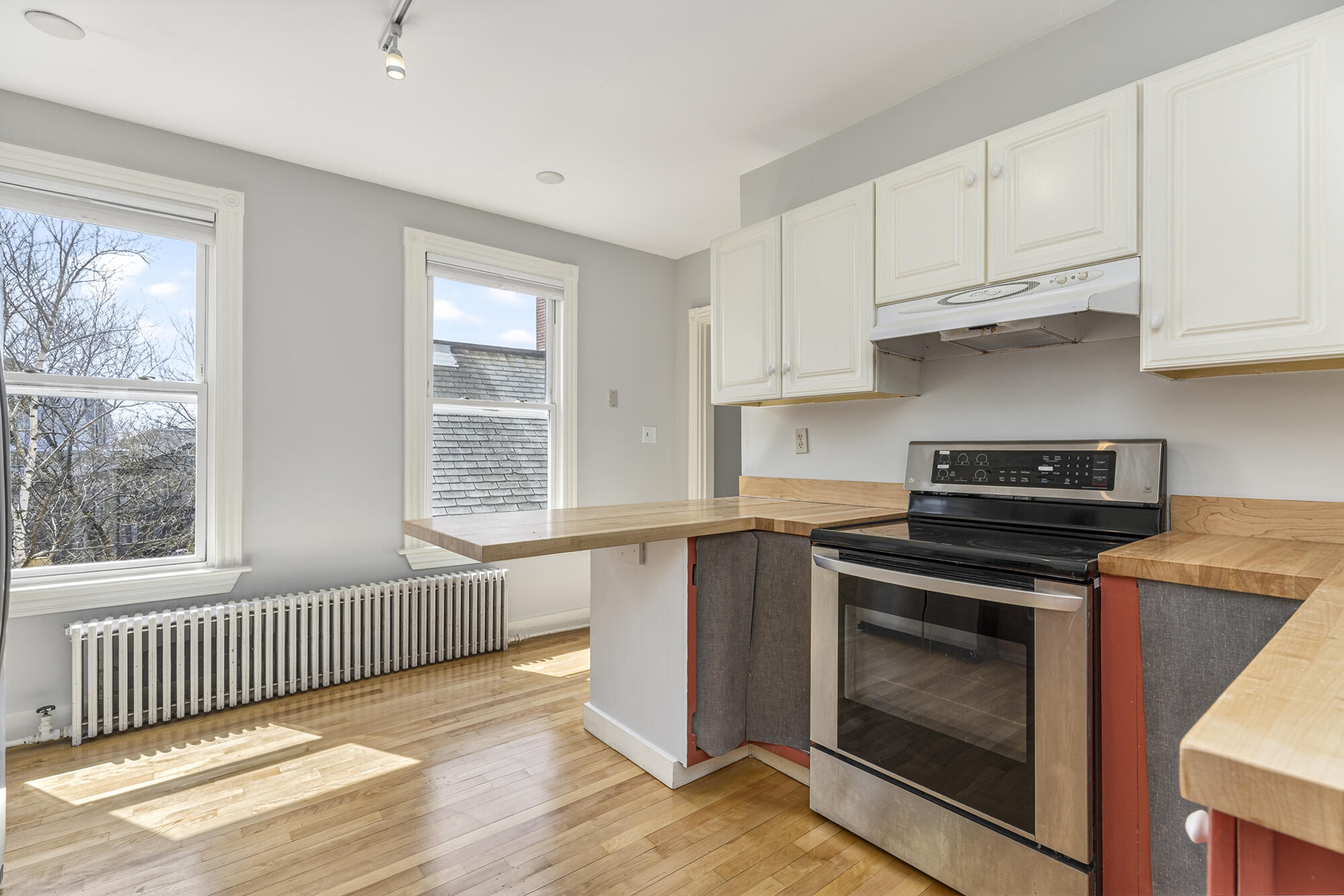 22 Cumberland Avenue Portland ME 04101