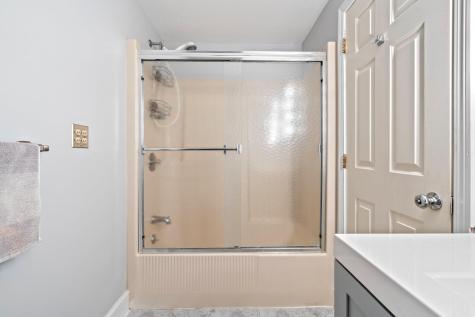 6 Lupine Court Yarmouth ME 04096