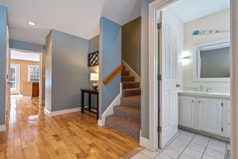 6 Lupine Court Yarmouth ME 04096