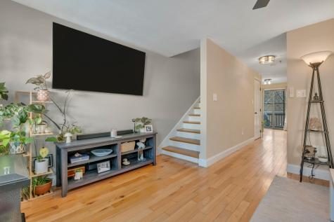 538 Main Street Sanford ME 04083