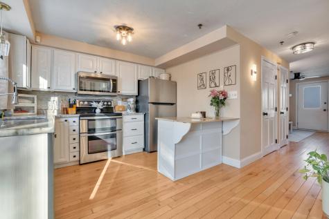 538 Main Street Sanford ME 04083