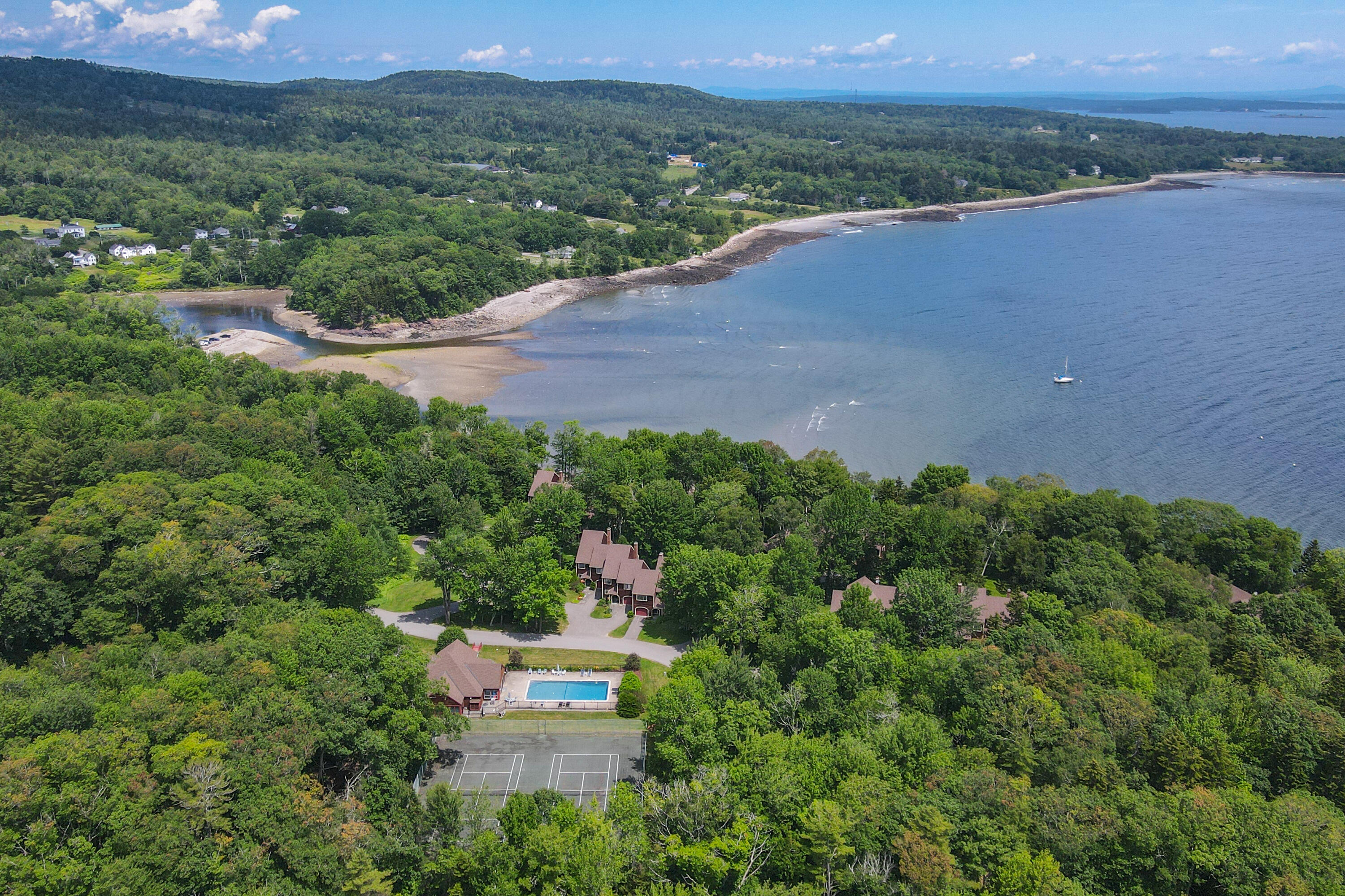 25 Harbor Drive Lincolnville, ME