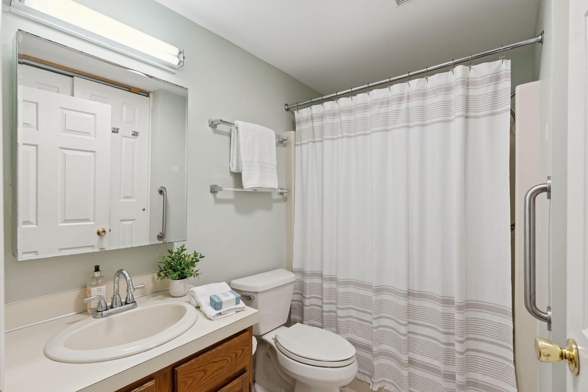 81 Gail Lane Yarmouth ME 04096