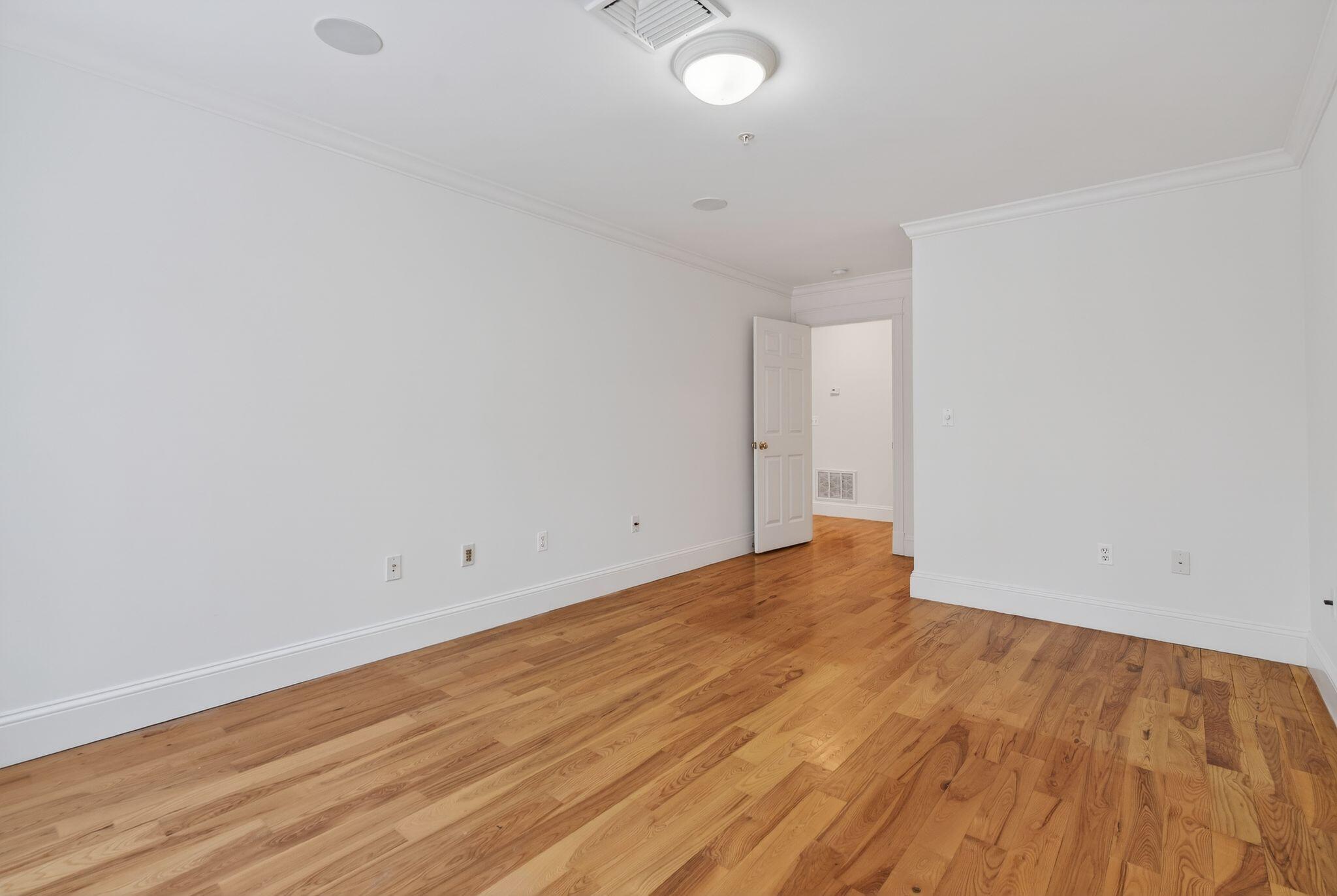 60 Ridge Road Portland ME 04103