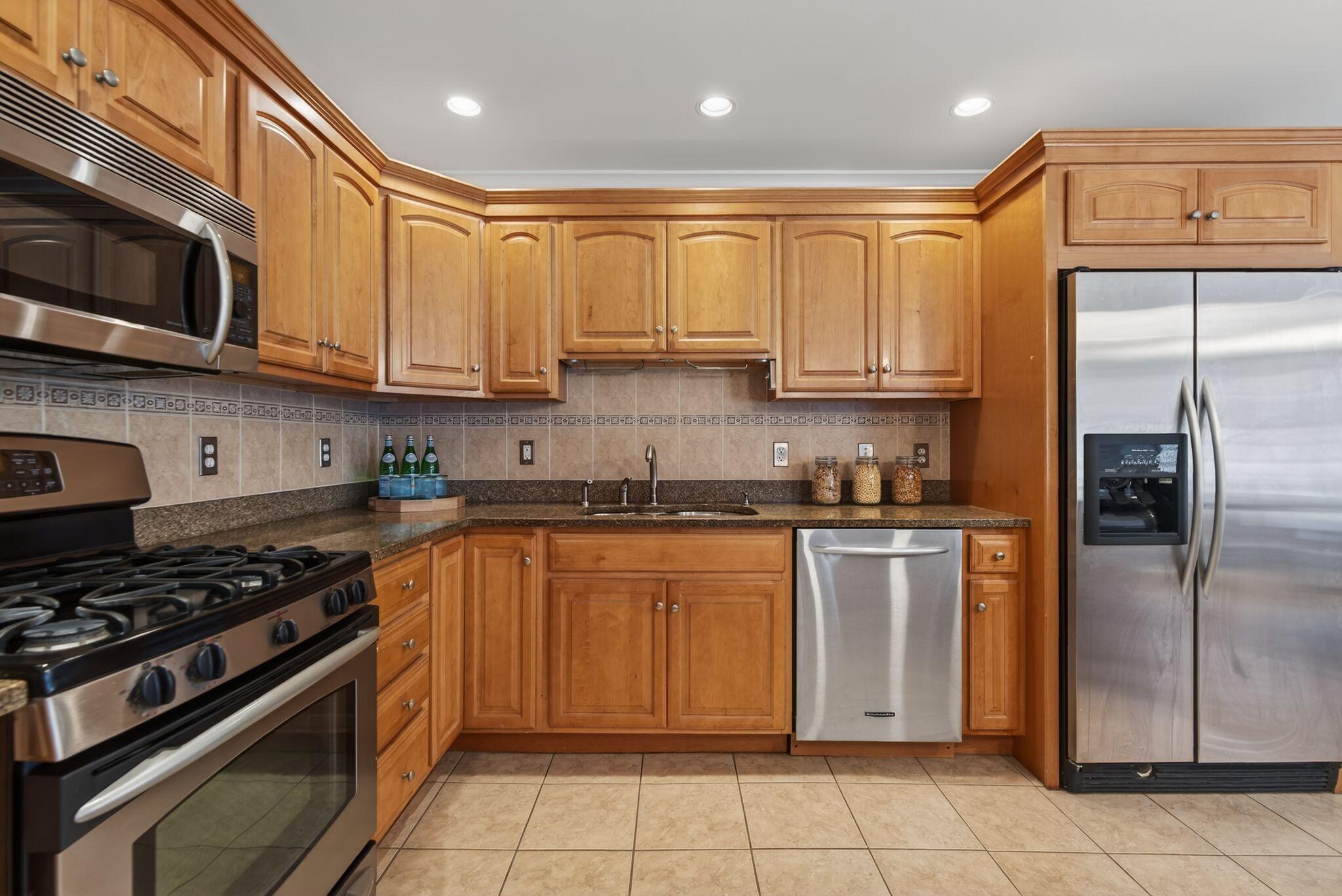 60 Ridge Road Portland ME 04103