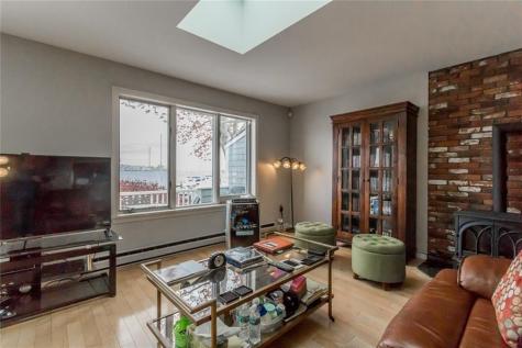 13 Anchorage Place South Portland ME 04106