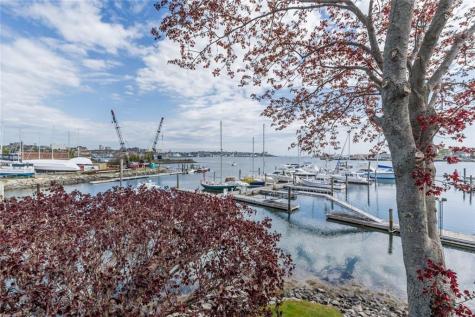 13 Anchorage Place South Portland ME 04106