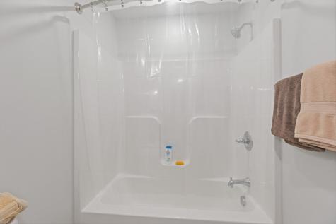 Lot 20 Acorn Lane Hallowell ME 04347