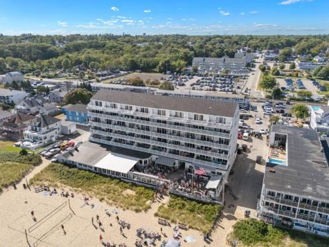 39 W Grand Avenue Old Orchard Beach ME 04064