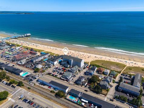 39 W Grand Avenue Old Orchard Beach ME 04064