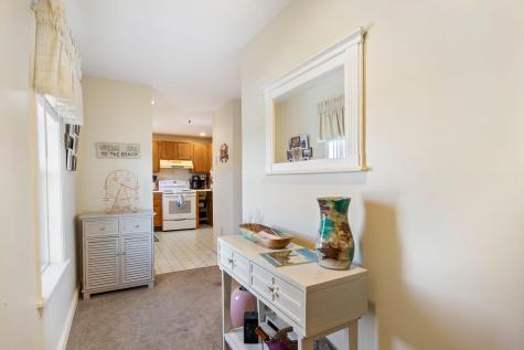 39 W Grand Avenue Old Orchard Beach ME 04064