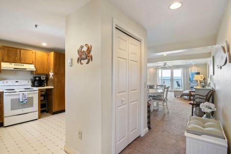 39 W Grand Avenue Old Orchard Beach ME 04064