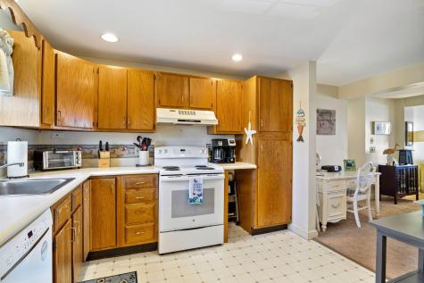 39 W Grand Avenue Old Orchard Beach ME 04064