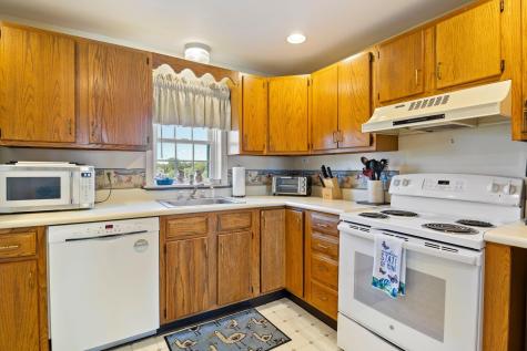 39 W Grand Avenue Old Orchard Beach ME 04064