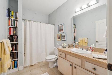 2 Breakwater Way Saco ME 04072