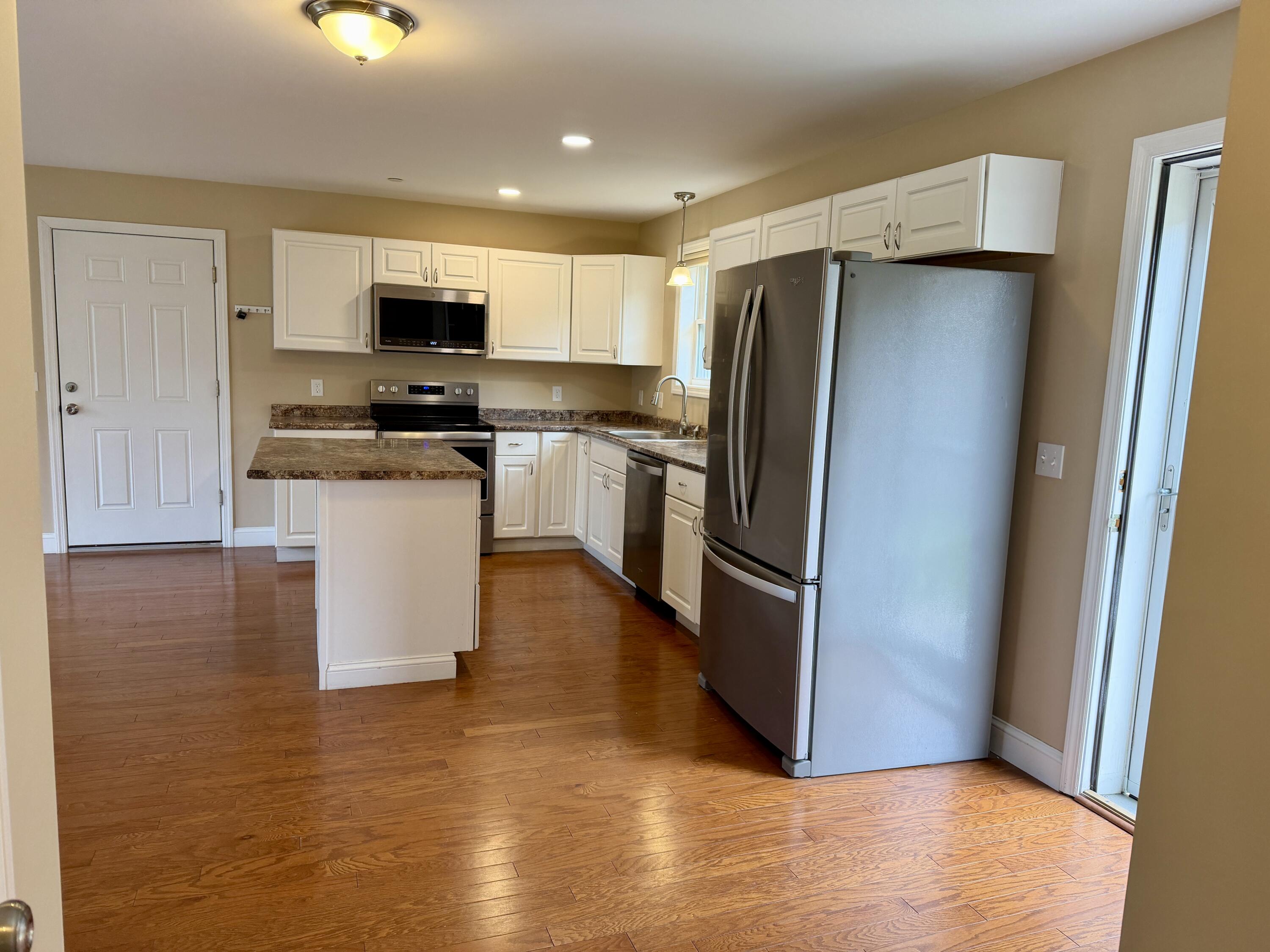 9 Pebble Lane Sanford ME 04073