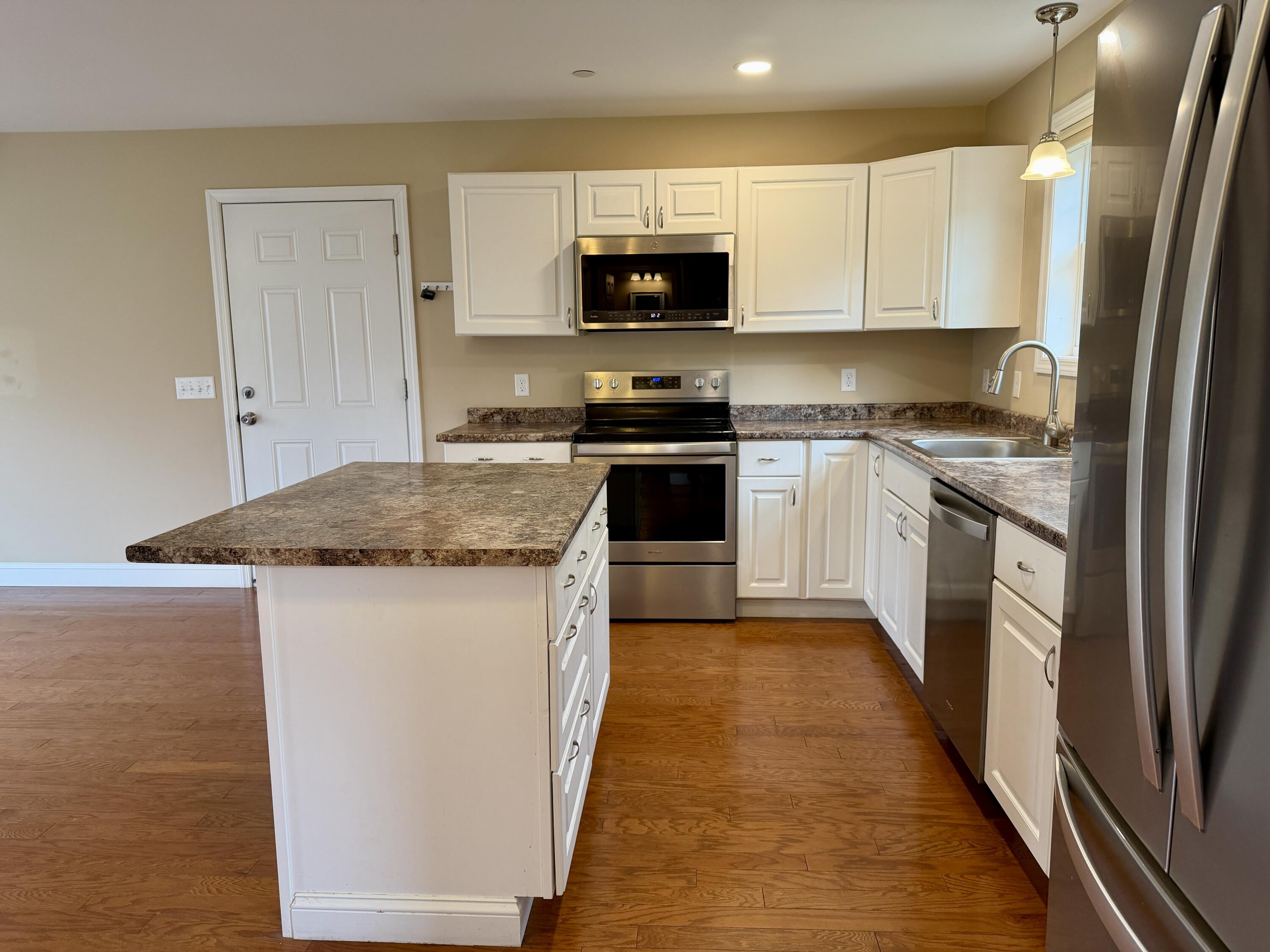 9 Pebble Lane Sanford ME 04073