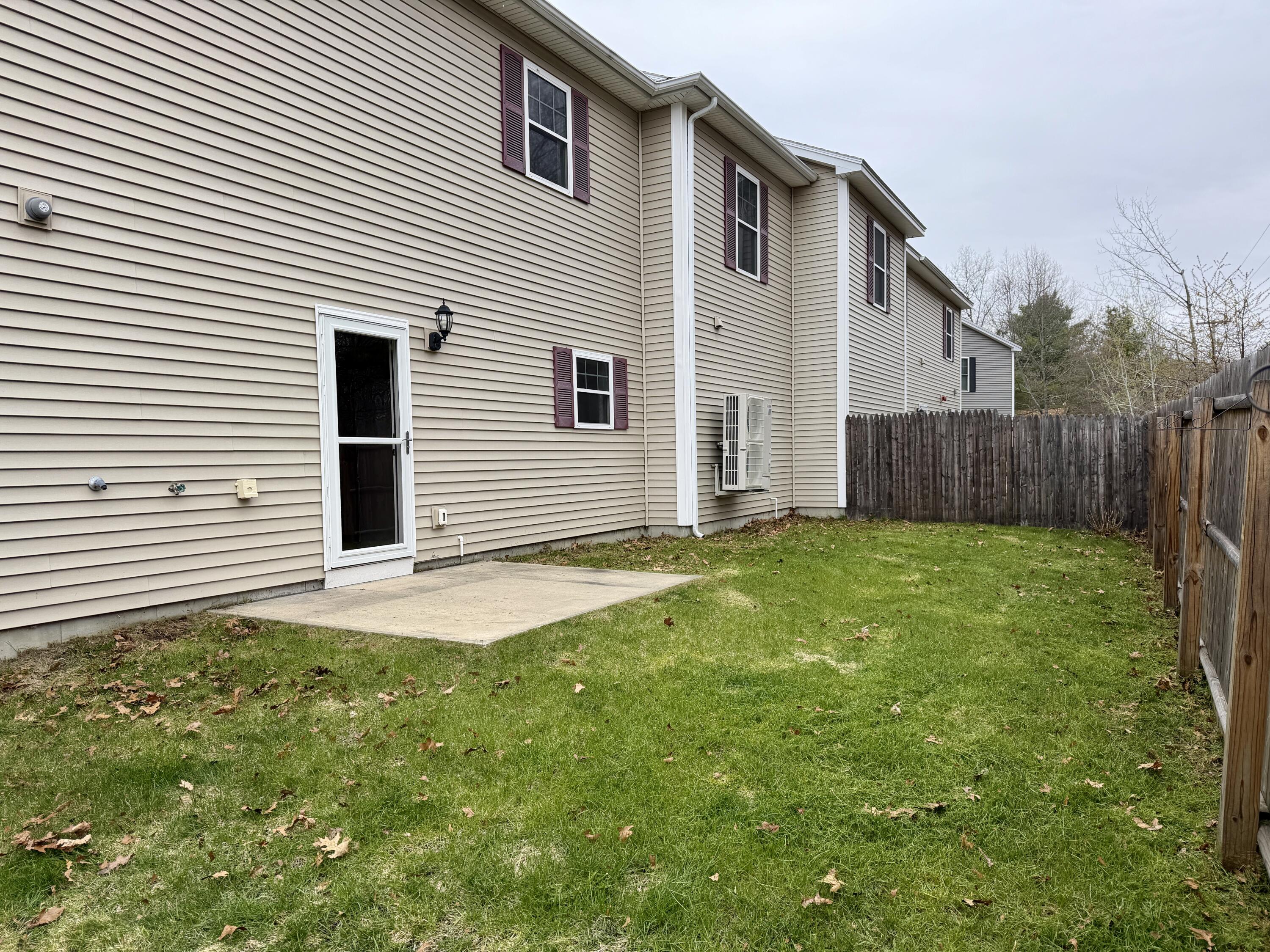 9 Pebble Lane Sanford ME 04073
