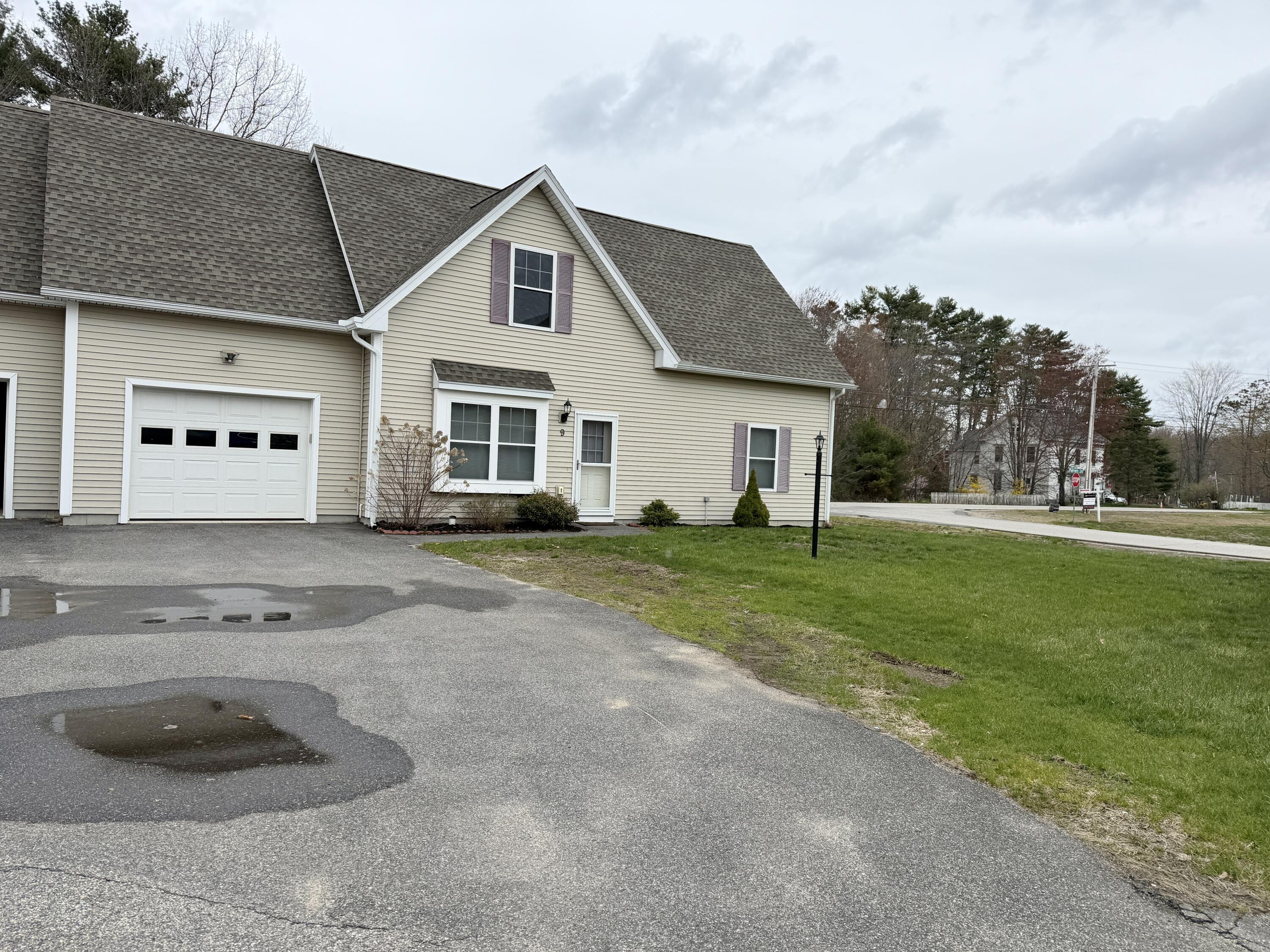 9 Pebble Lane Sanford ME 04073