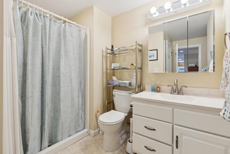 16 Dunnhill Drive Kennebunk ME 04043