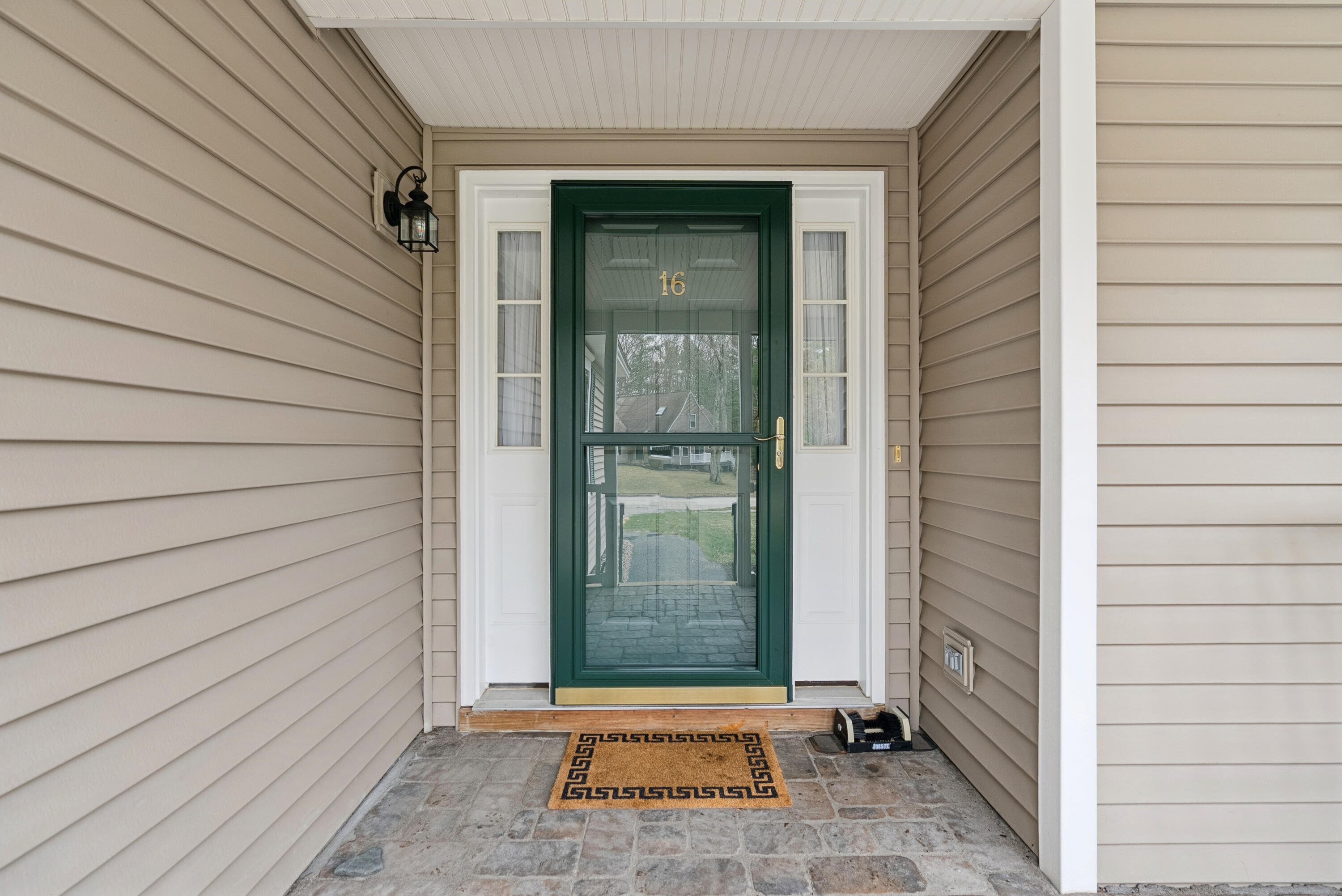 16 Dunnhill Drive Kennebunk ME 04043