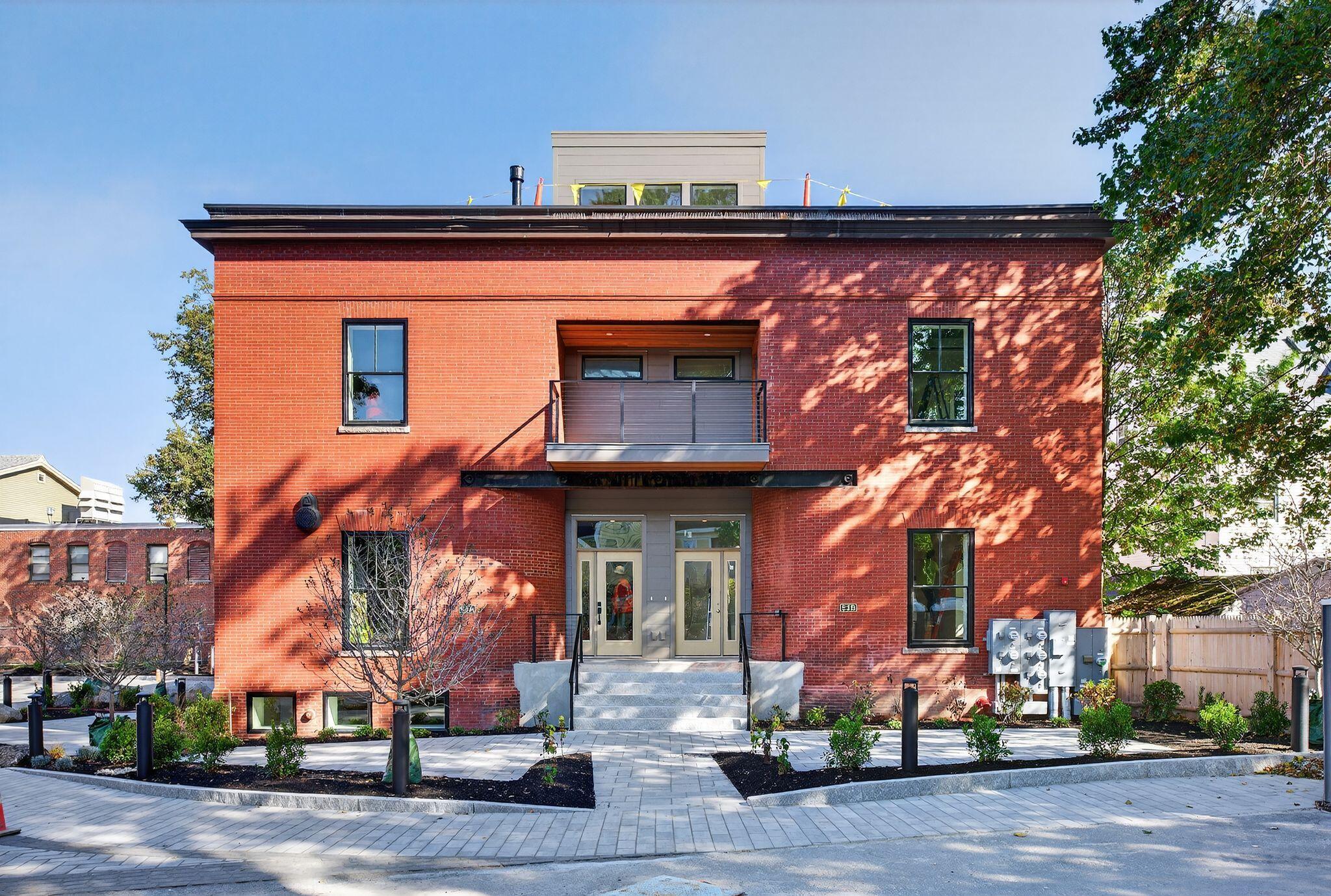 53 Carleton Street Portland ME 04102