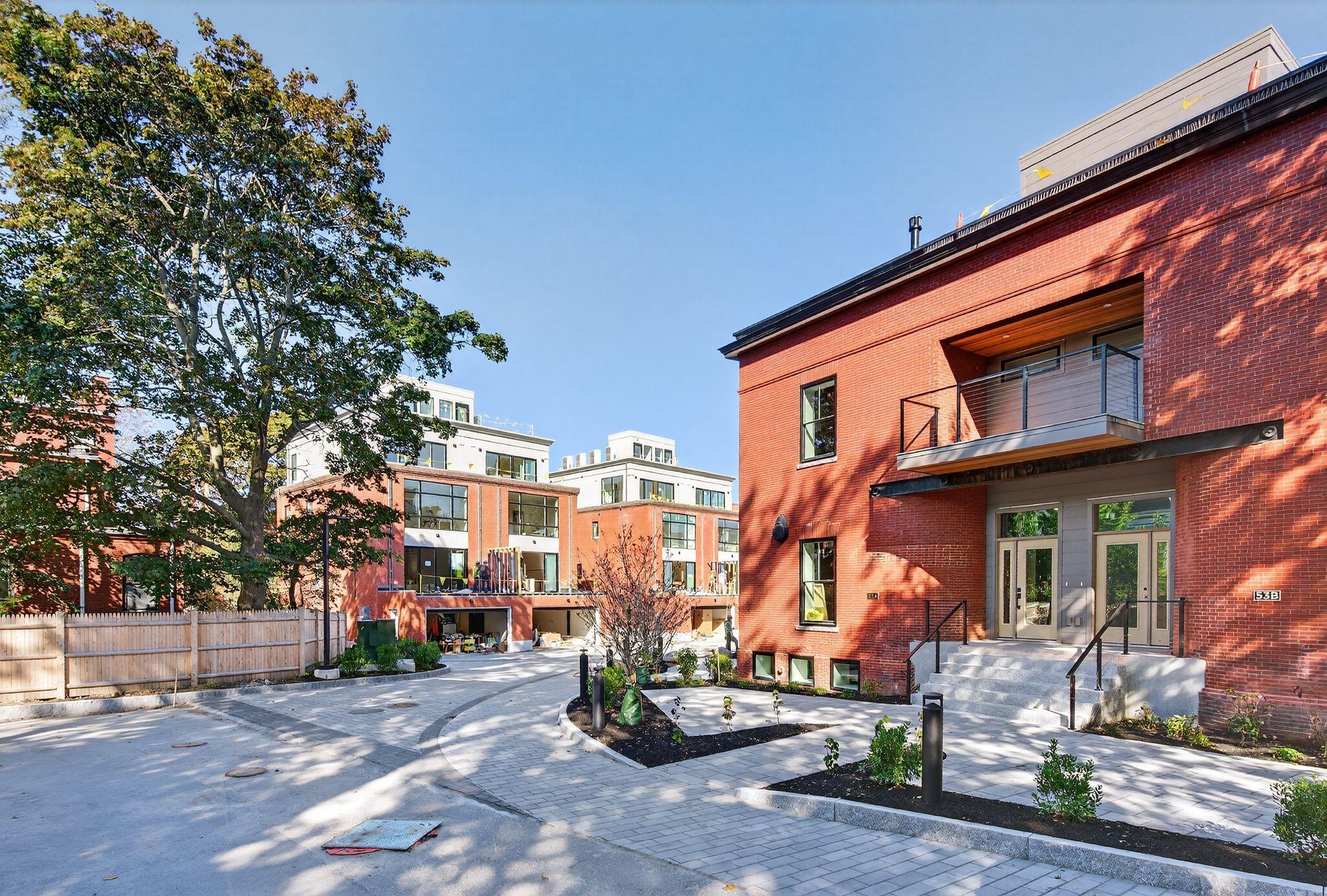 53 Carleton Street Portland ME 04102