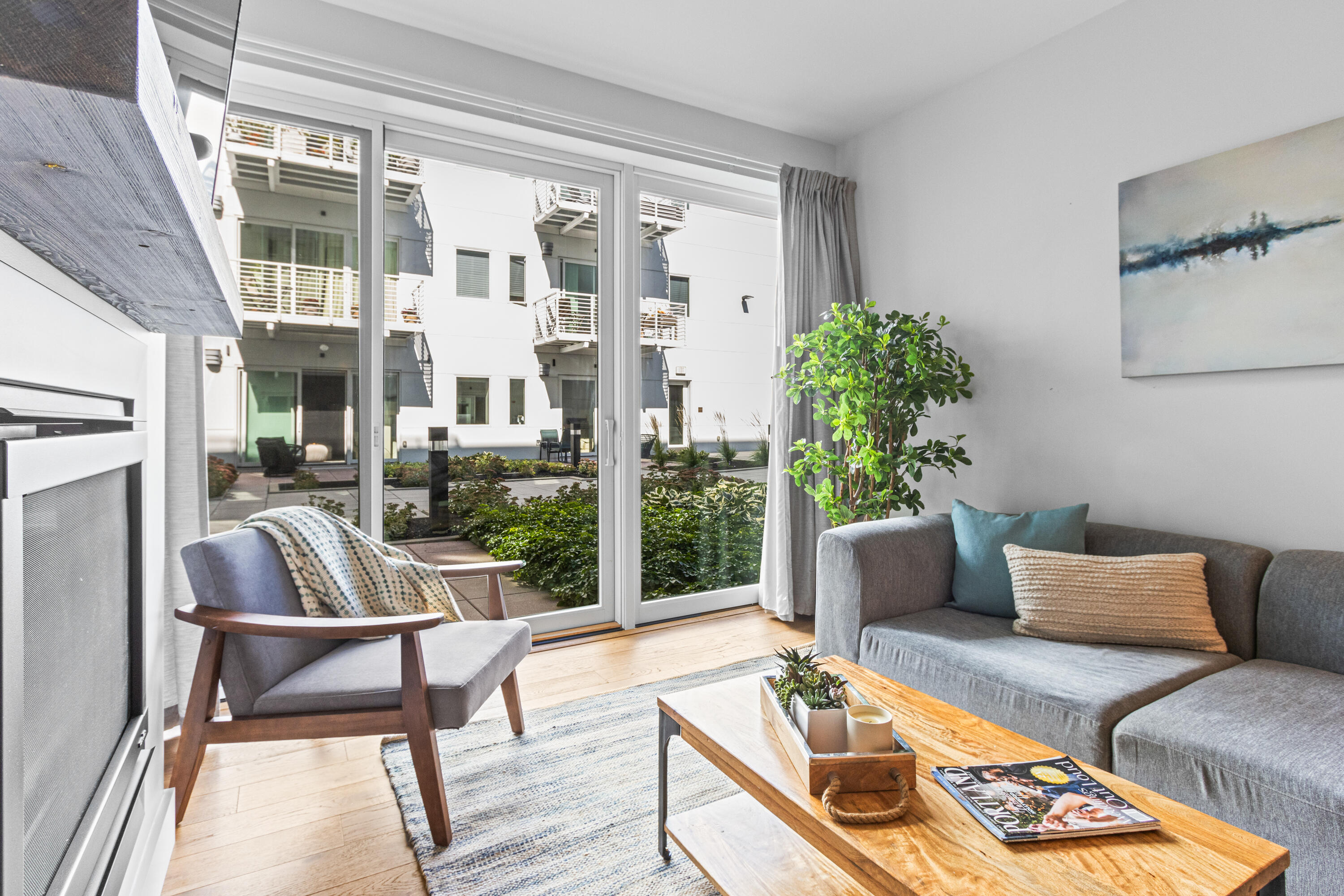 383 Commercial Street Portland ME 04101