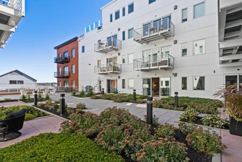 383 Commercial Street Portland ME 04101