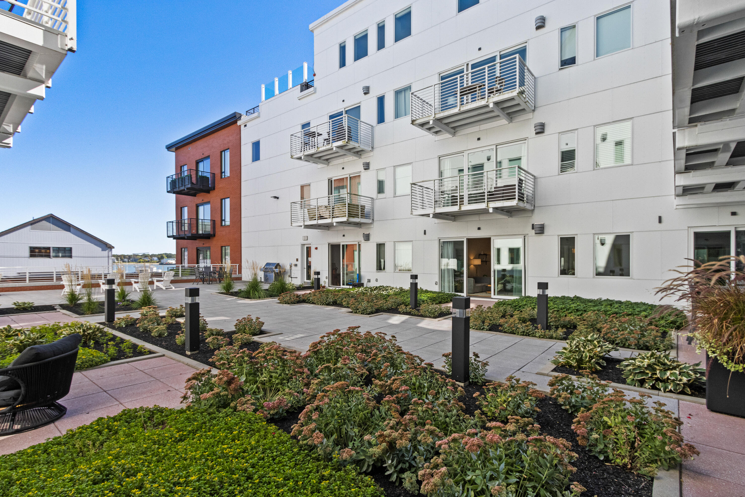 383 Commercial Street Portland ME 04101