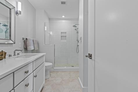 383 Commercial Street Portland ME 04101