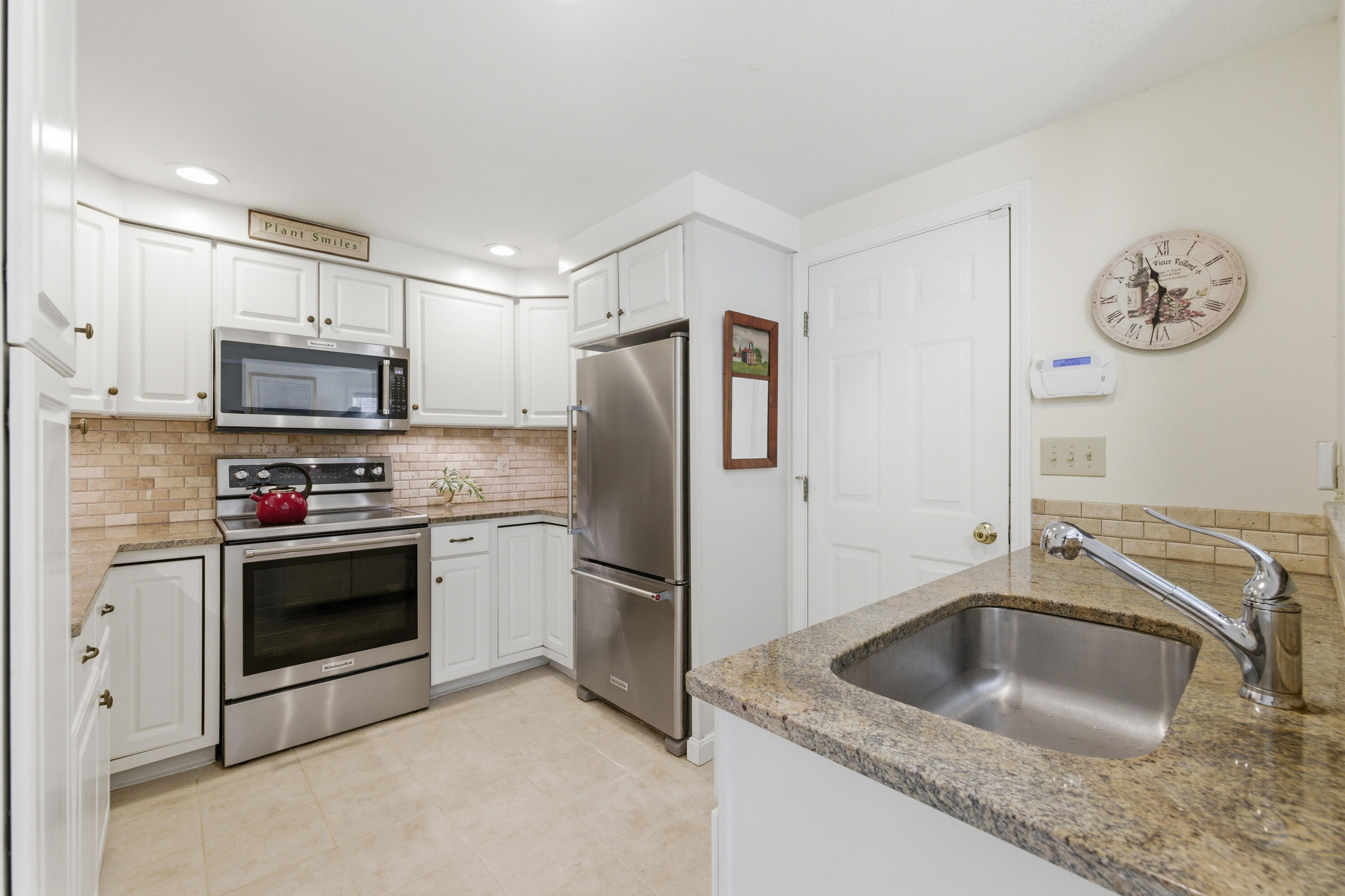 7 Cambridge Court Kennebunk ME 04043