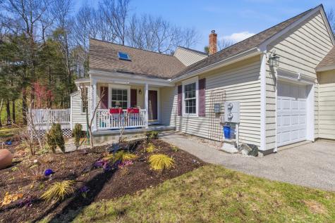 7 Cambridge Court Kennebunk ME 04043