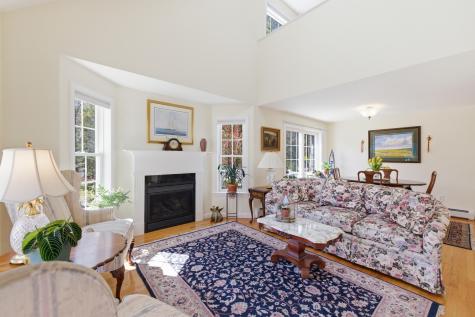 7 Cambridge Court Kennebunk ME 04043