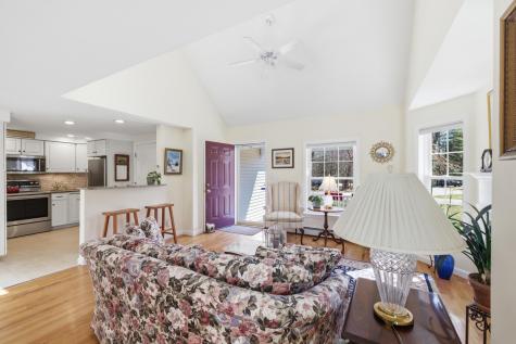 7 Cambridge Court Kennebunk ME 04043