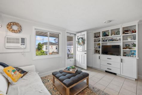 189 E Grand Avenue Old Orchard Beach ME 04064