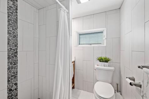 189 E Grand Avenue Old Orchard Beach ME 04064