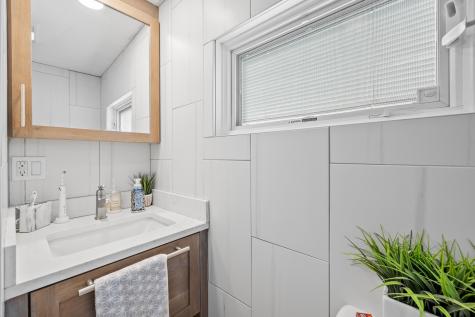 189 E Grand Avenue Old Orchard Beach ME 04064