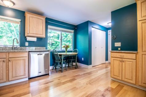 16 Everett Court Westbrook ME 04092