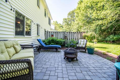 16 Everett Court Westbrook ME 04092