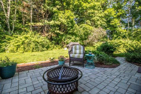 16 Everett Court Westbrook ME 04092