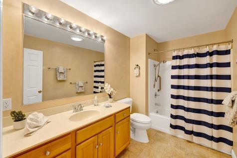 6a Grove Street Kennebunkport ME 04046