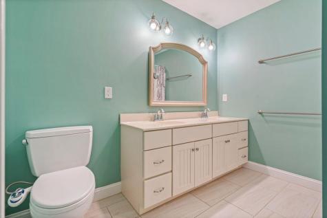236 North Street Saco ME 04072
