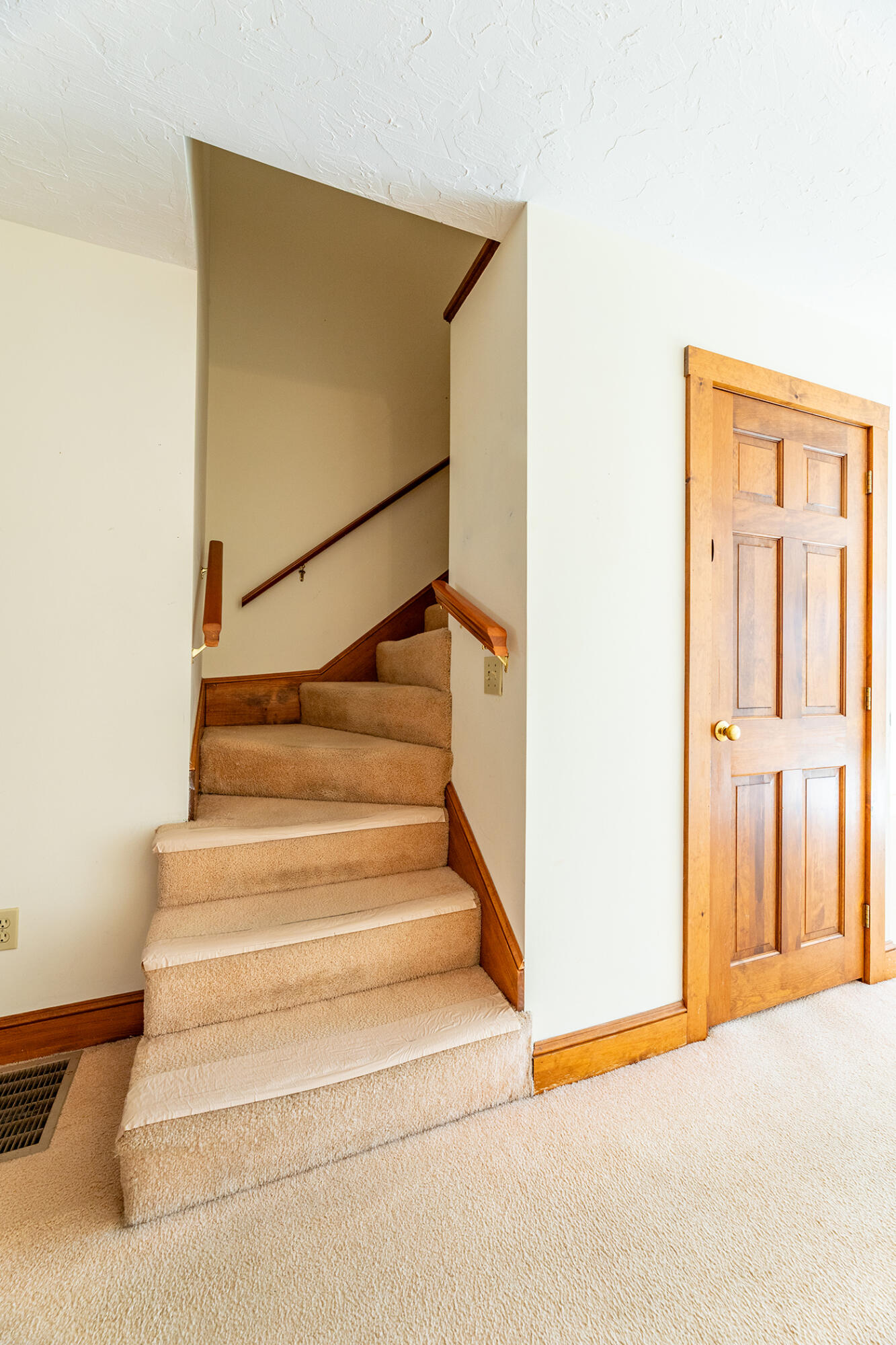 25 Main Street Rockland ME 04841