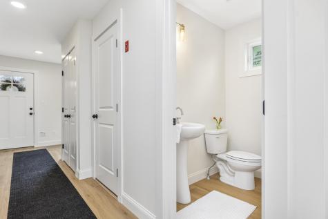 18 Feldspar Lane Cumberland ME 04021