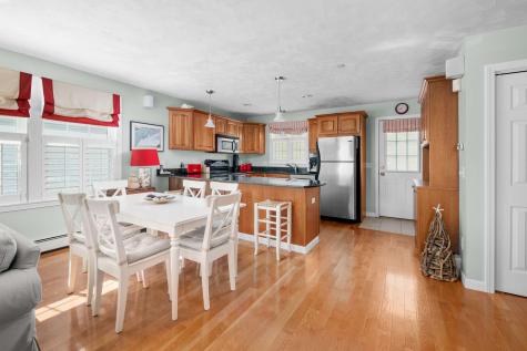 1413 Post Road Wells ME 04090