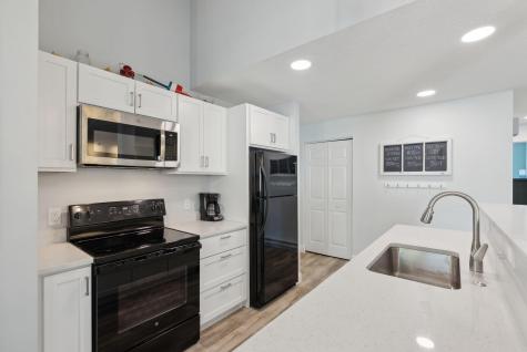 146 West Grand Avenue Old Orchard Beach ME 04064