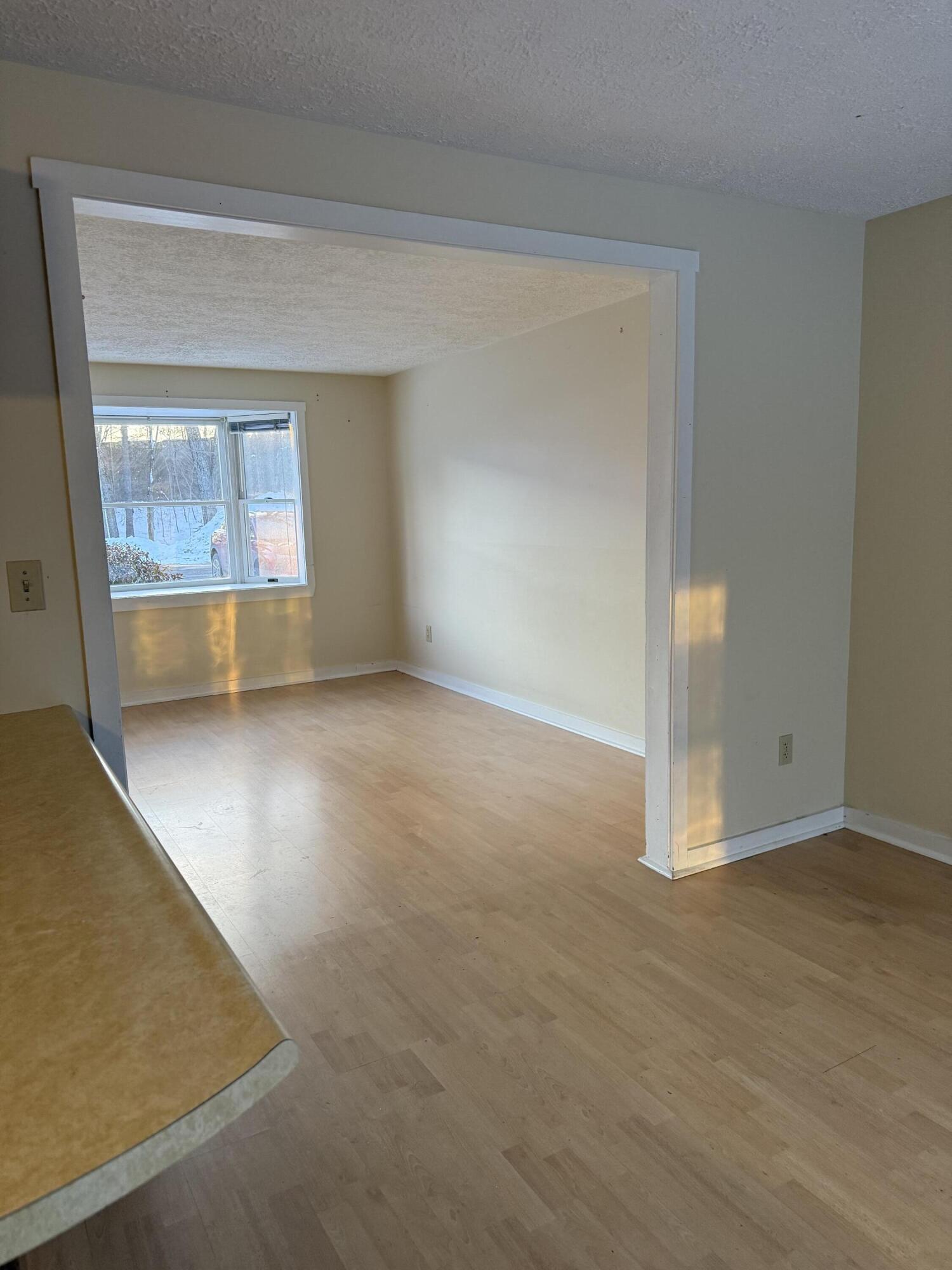 88 Munroe Lane Topsham ME 04086